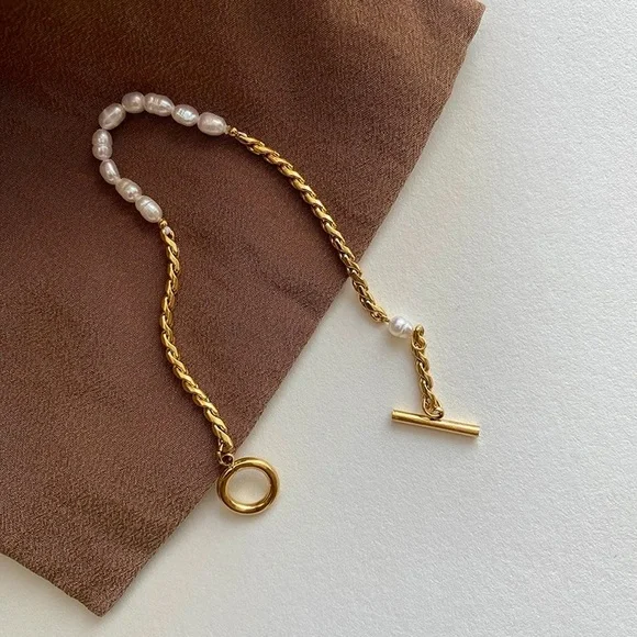 Gold and Pearl Bracelet 18k Gold and 925 Sterling Silver - Picture 4 of 7